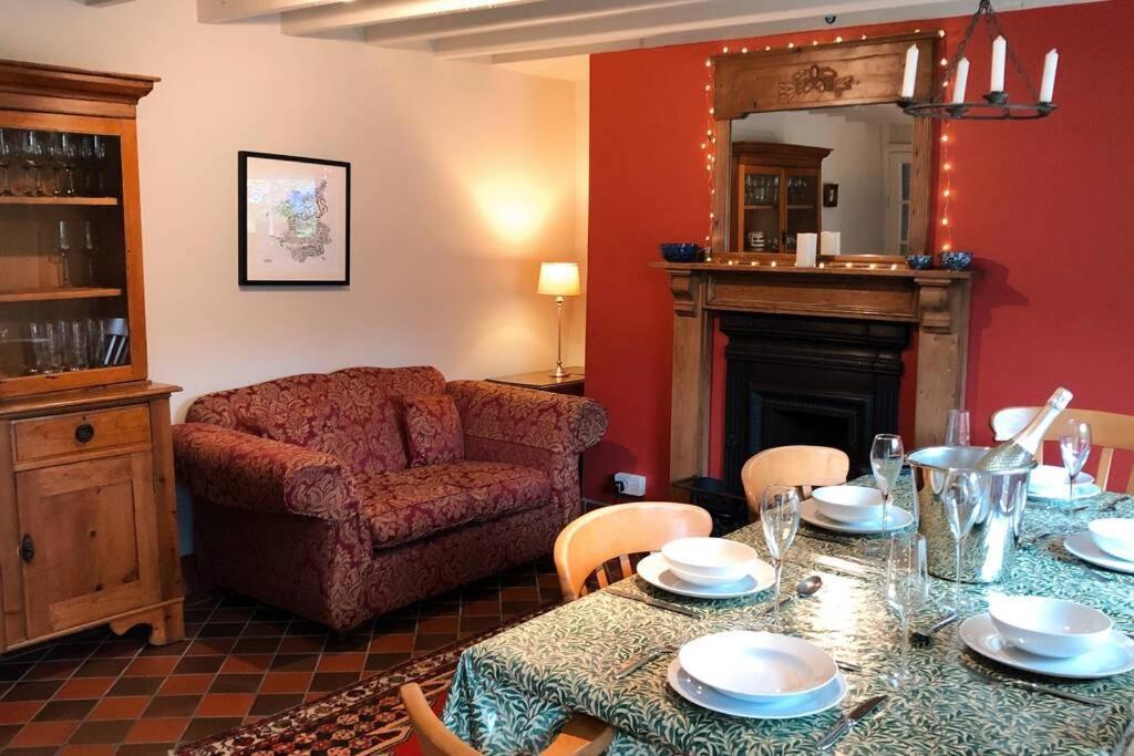 Stunning & Spacious House In Central Tenby Luaran gambar