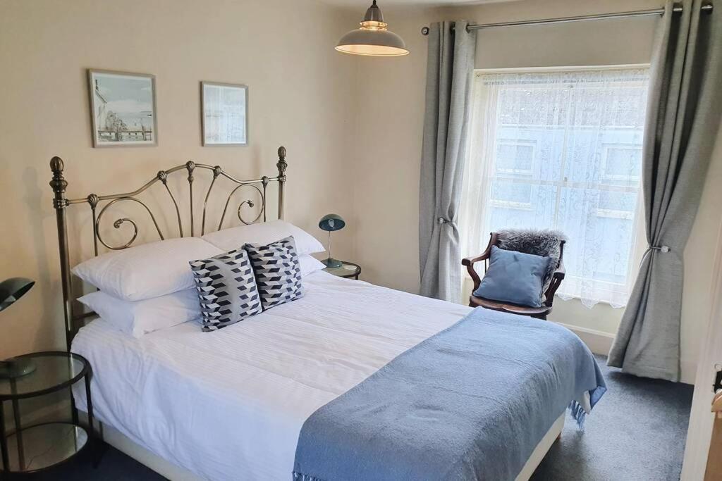 Stunning & Spacious House In Central Tenby Luaran gambar