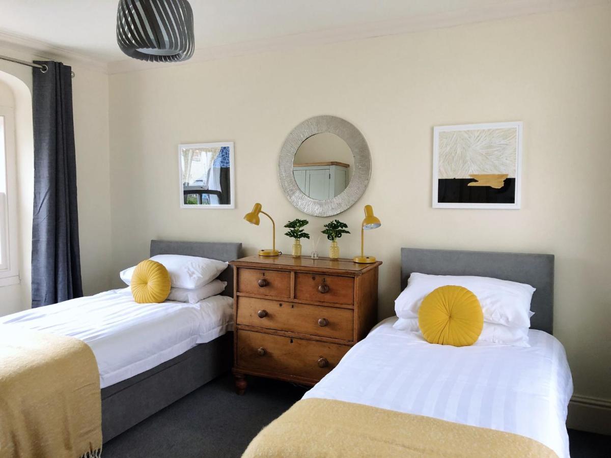 Stunning & Spacious House In Central Tenby Luaran gambar